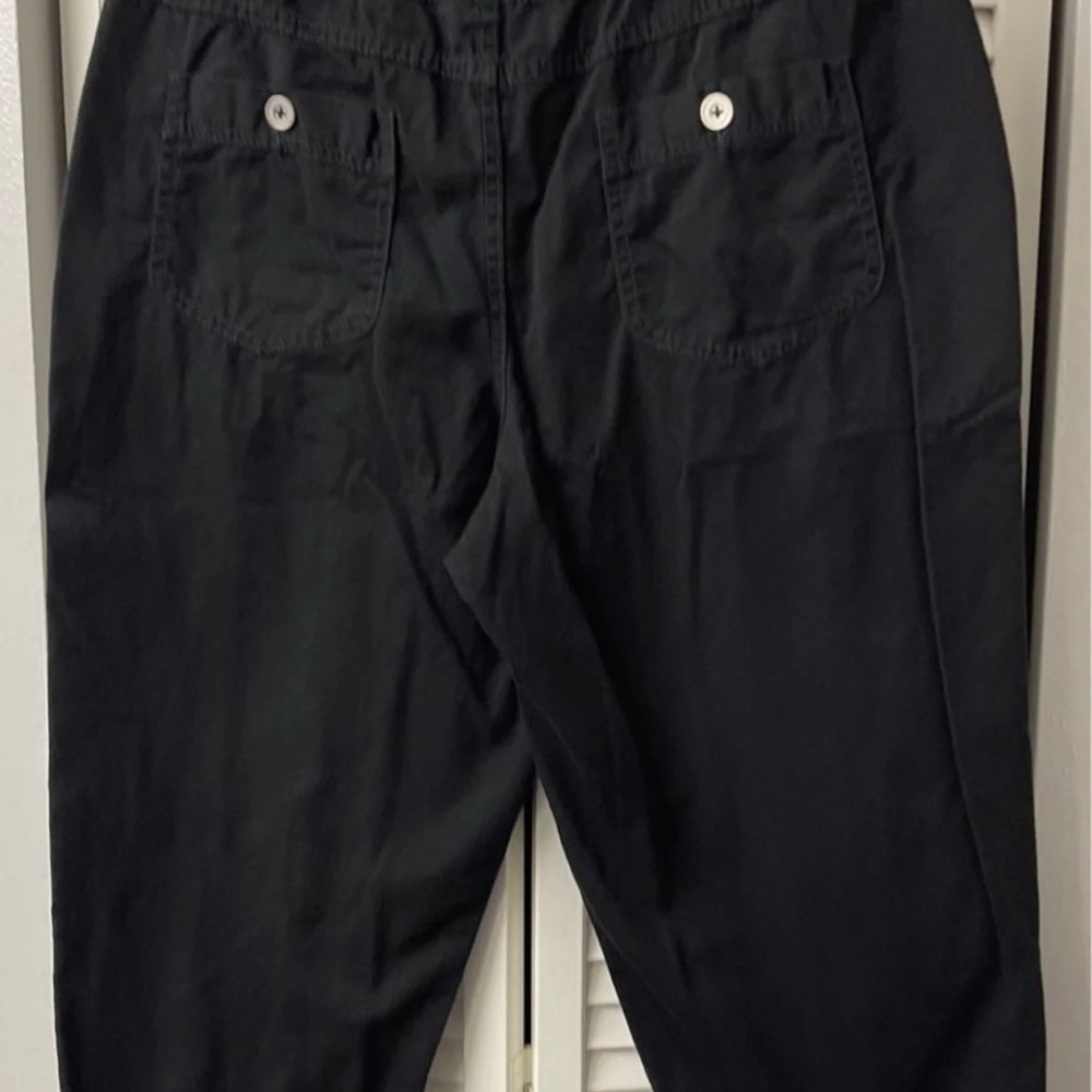 Women’s Capris/Black (Size 14) - Picture 4 of 7